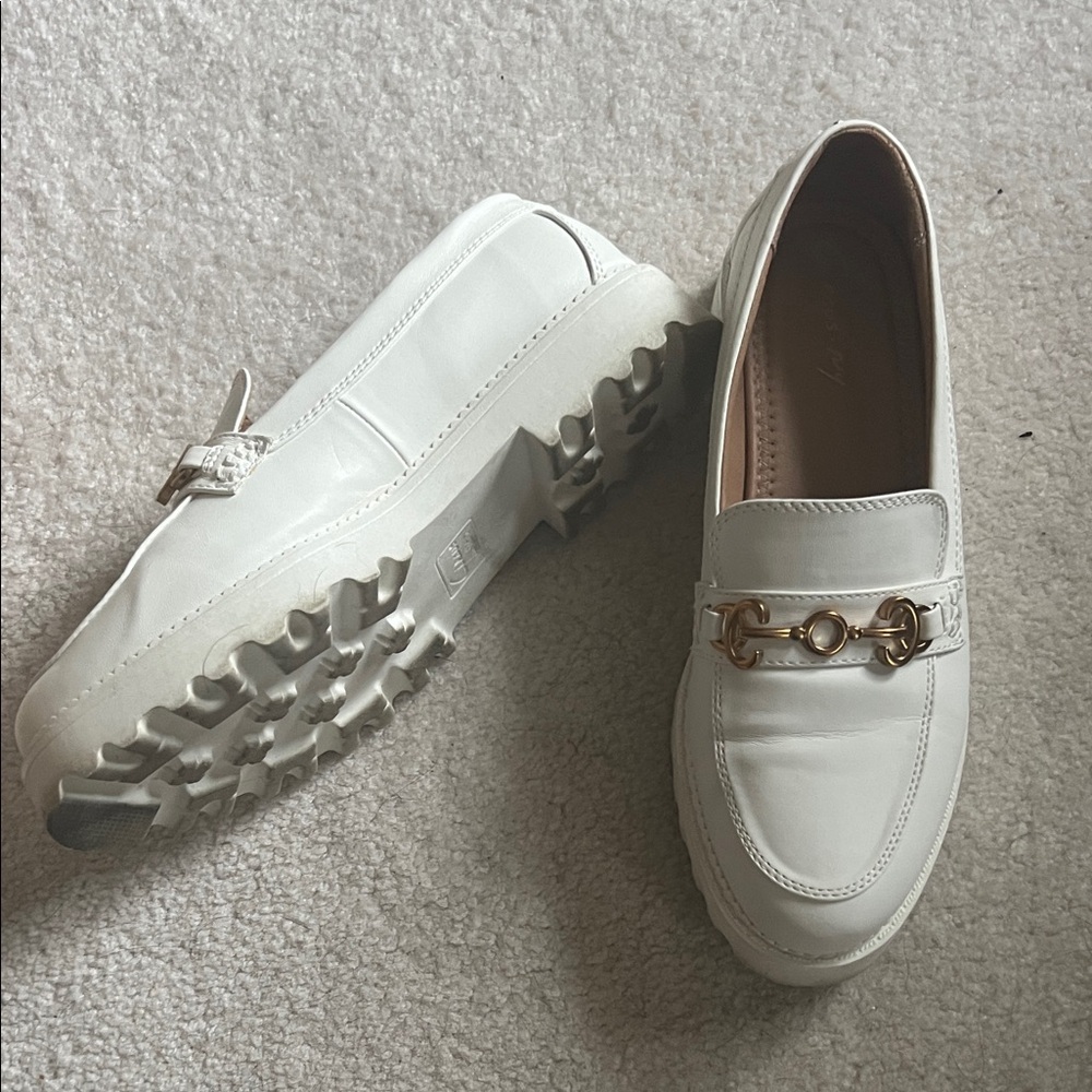 Circus by Sam Edelman Women's White Chunky Loafers Gold Horsebit 9 worn once